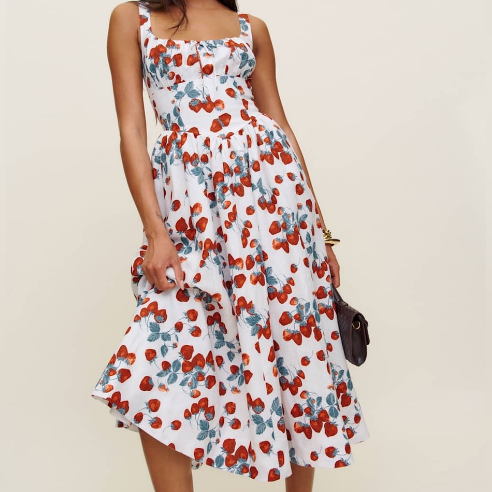 Reformation Balia Linen Dress In Strawberry Jam - Picture 2 of 15